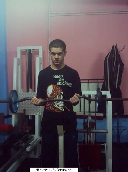 poze cu membrii forumului - smecherul - hai sa aberam aberatzii